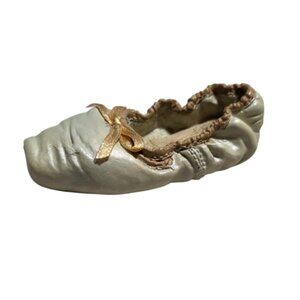 EUC Tiny Shoe Ballet Slipper